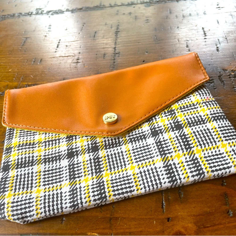 Adorable Pouch Bag